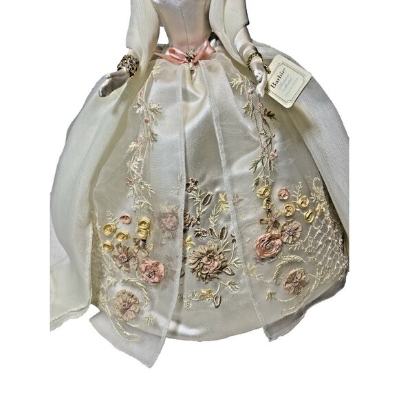 2006 Mattel Lady of the Manor Silkstone Barbie Fashion Model COA & Box - Picture 15 of 16